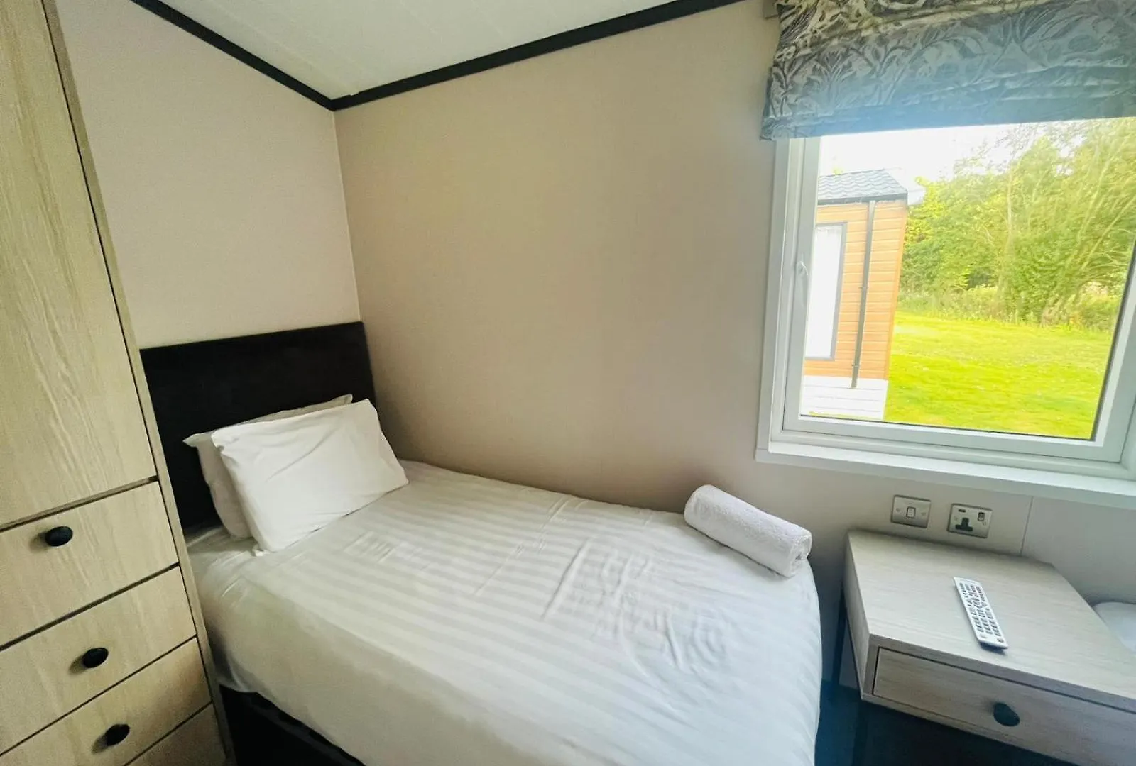 Teejay'S Lodge With Hot Tub York